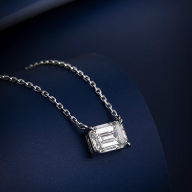 Essential Emerald Diamond Necklace