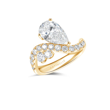 月华 · 倾心梨形培育钻石戒指