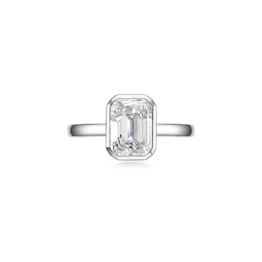 Magic Ellipse Single Bezel Diamond Ring, Large Emerald