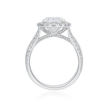 Stellar Halo Oval Diamond Ring