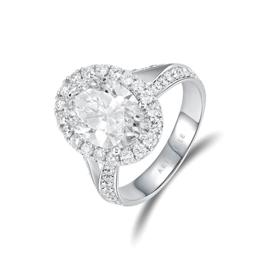 Stellar Halo Oval Diamond Ring