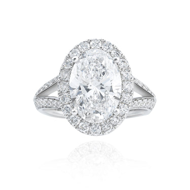 Stellar Halo Oval Diamond Ring