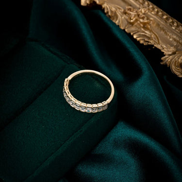 Essential Ring 6 (Emerald Half)