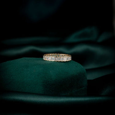 Essential Ring 6 (Emerald Full)